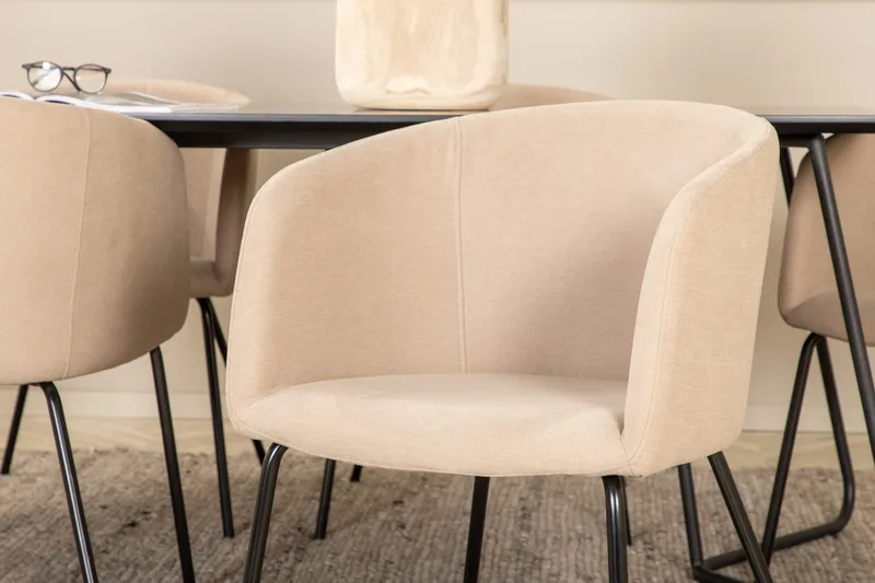 Pippi spisebord med 6 stk Berit Spisestol - Møbler - Bord - Spisegruppe