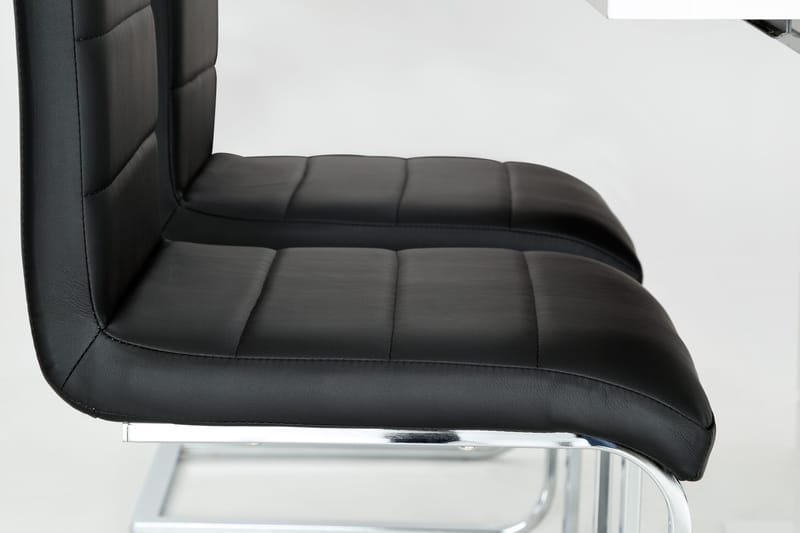 Ratliff Forlengningsbar Spisegruppe 180 cm m 4 Cibus Stoler - Hvit/Svart - Møbler - Bord - Spisegruppe