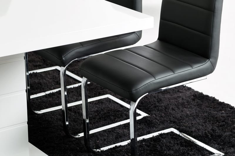 Ratliff Forlengningsbar Spisegruppe 180 cm m 4 Cibus Stoler - Hvit/Svart - Møbler - Bord - Spisegruppe