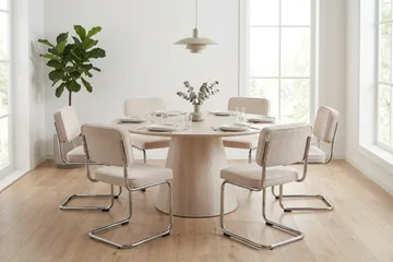 Siena spisegruppe rund 150 cm hvitlasert med 6 Milva spisestoler - Hvitlasert/Beige/krom - Møbler - Bord - Spisegruppe