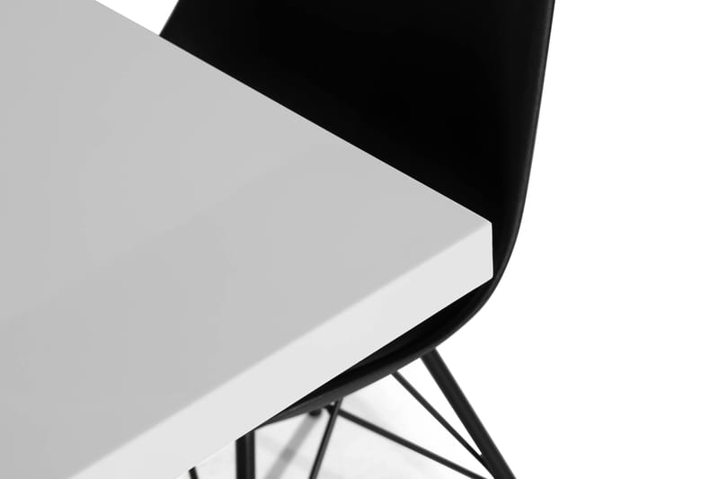 Spisegruppe Mendoza 140 cm med 4 Scale Stol - Hvit|Svart|Svart PU - Møbler - Bord - Spisegruppe