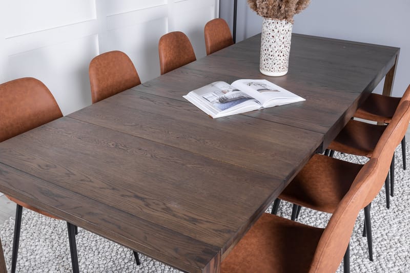 Torresolana Spisebord med 8 Pontus kjøkkenstoler Kunstlær - Møbler - Bord - Spisegruppe