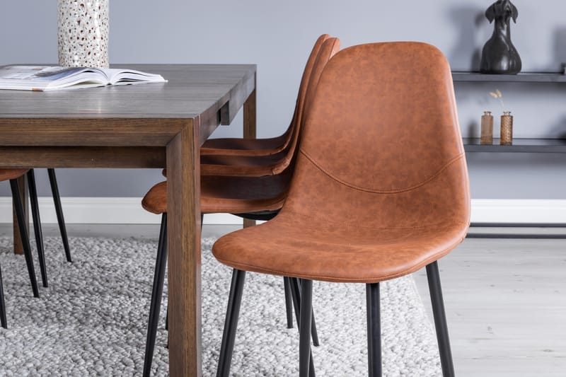 Torresolana Spisebord med 8 Pontus kjøkkenstoler Kunstlær - Møbler - Bord - Spisegruppe