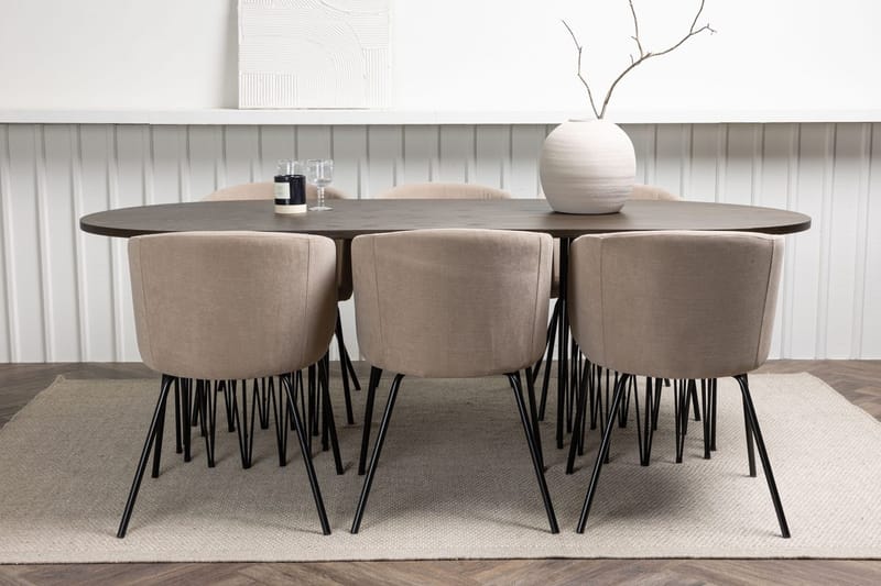 Stone spisebord 220x100x74 cm ovalt med 6 Berit armstoler med armlener