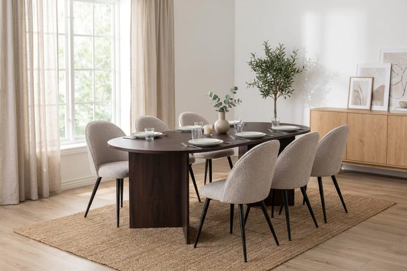 Vera spisegruppe 180 cm oval med 6 Nibe Plus spisestoler - Røkt eik - Møbler - Bord - Spisegruppe