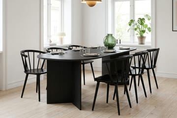 Vera spisegruppe rektangulær 220 cm svart med 6 Tyrö spisestoler - Svart - Møbler - Bord - Spisegruppe