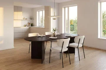 Vera spisegruppe rektangulært 220 cm med 4 Gemmiano spisestoler - Røkt eik - Møbler - Bord - Spisegruppe