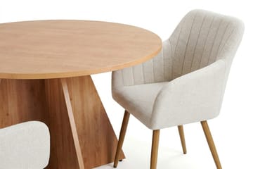 Vera spisegruppe rund 110 cm eik med 4 Filippa spisestoler - Eik - Møbler - Bord - Spisegruppe