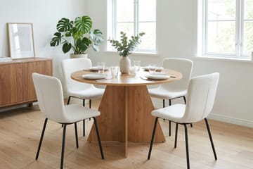Vera spisegruppe rund 110 cm eik med 4 Katy spisestoler - Eik - Møbler - Bord - Spisegruppe