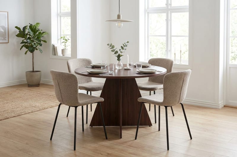 Vera spisegruppe rund 110 cm valnøtt med 4 Katy spisestoler - Valnøtt - Møbler - Bord - Spisegruppe