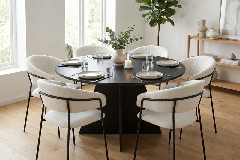 Vera spisegruppe rund 130 cm svart med 6 Karol spisestoler - Svart - Møbler - Bord - Spisegruppe