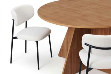 Vera spisegruppe rund 150 cm eik med 6 Lucy spisestoler - Eik - Møbler - Bord - Spisegruppe