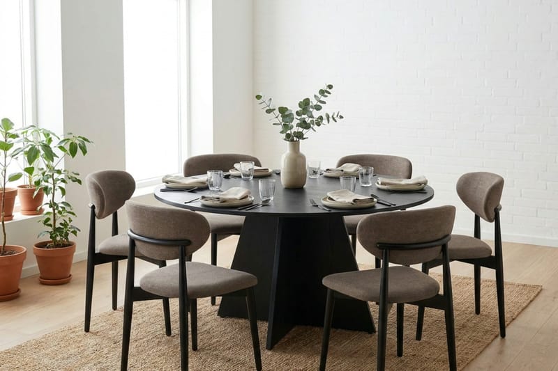 Vera spisegruppe rund 150 cm svart med 6 Molly spisestoler - Svart - Møbler - Bord - Spisegruppe
