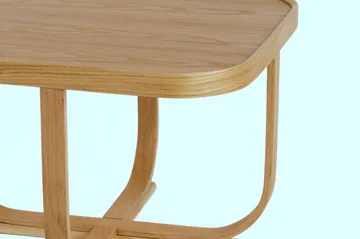 Xalvo 90 cm Kvadratisk Sofabord med Buede Ben i Eik - Brun - Møbler - Bord - Sofabord & salongbord