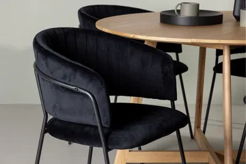 Yakidon Matgruppe 120 cm Rund med 4 Selma Stoler - Sort - Møbler - Bord - Spisegruppe