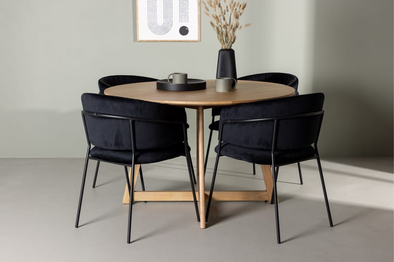 Yakidon Matgruppe 120 cm Rund med 4 Selma Stoler - Sort - Møbler - Bord - Spisegruppe
