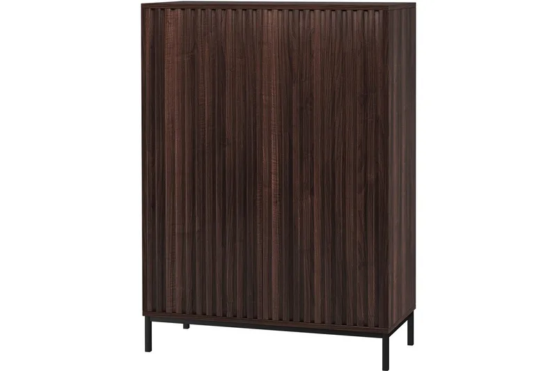 Høyskap Celine Brun, Brun