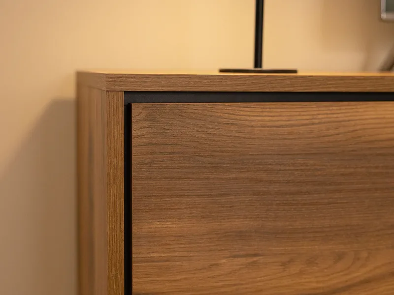 Lorvenn TV-benk 190 cm - Brun/Svart - Møbler - TV- & Mediamøbler - TV benk & mediabenk