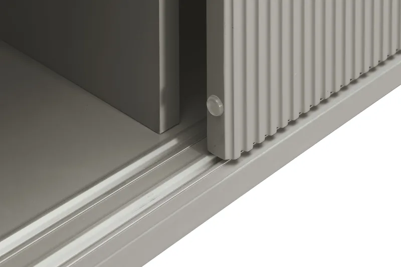 Matterhorn Smal TV-benk med oppbevaring 40 cm dyb 157 cm bred 58 cm høy - Beige - Møbler - TV- & Mediamøbler - TV benk & mediabenk