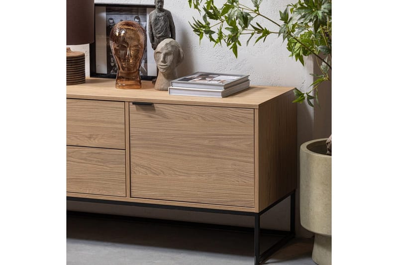 Silas TV-benk 180 cm med Oppbevaring i Tre med Metallunderstell - Beige - Møbler - TV- & Mediamøbler - TV benk & mediabenk