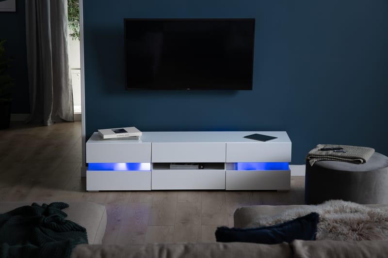 TV-benk Laritstorp 169 cm LED-belysning - Hvit/Høyglans - TV benk & mediabenk