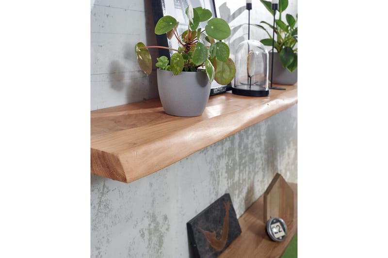 Vegghylle Wohnling trekant, heltre, flytende hylle, landlig stil 140 cm - 140 cm - Møbler - TV- & Mediamøbler - TV-hylle