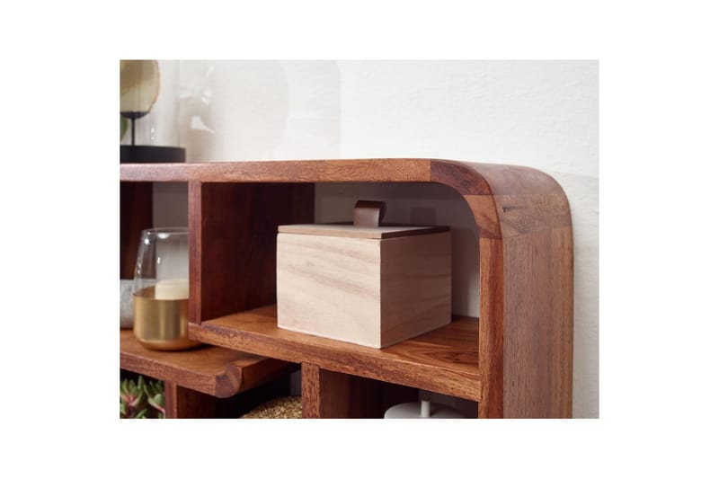 Vegghylle Wohnling Vegghengt pynteshelf i heltre 80 cm landstil - Møbler - TV- & Mediamøbler - TV-hylle