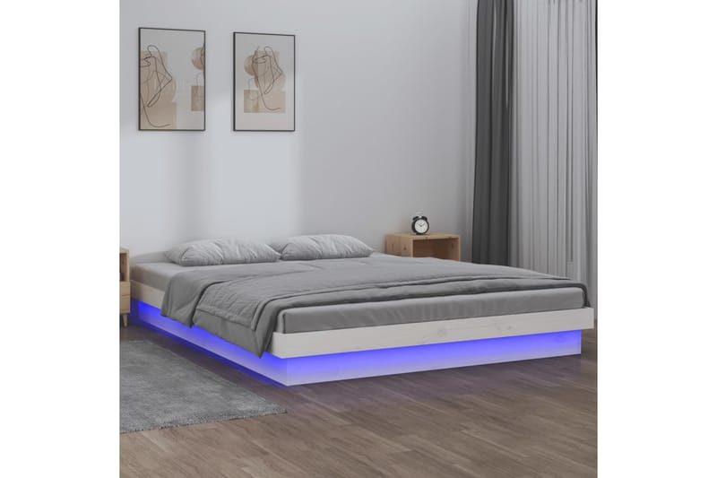 beBasic Sengeramme med LED hvit 180x200 cm 6FT Super King heltre - Hvit - Sengeramme & sengestamme