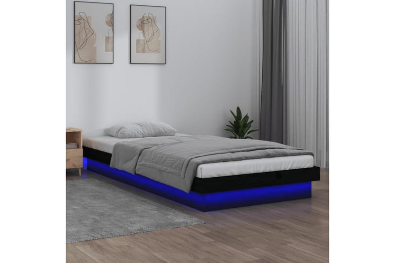 beBasic Sengeramme med LED svart 90x190 cm 3FT Single heltre - Svart - Sengeramme & sengestamme