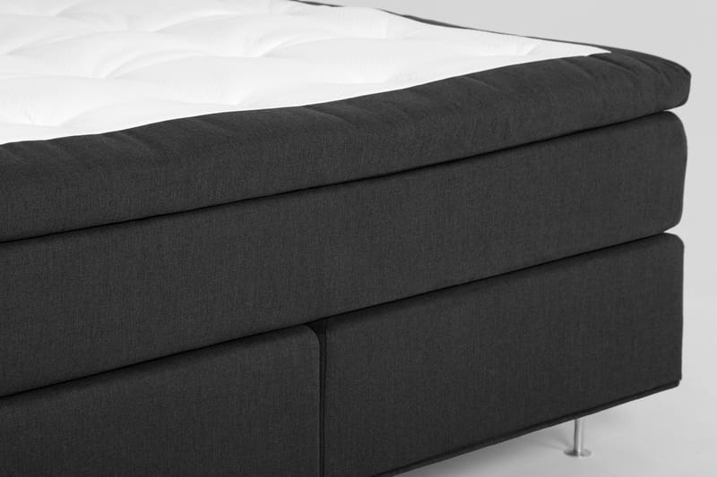 Dolly Sengepakke – Kontinentalseng 210x210 cm i Stoff med Sengegavl + Overmadrass - Grå - Møbler - Senger - Kontinentalsenger