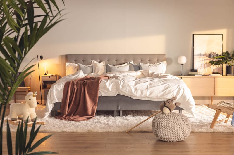 Ella Familieseng Sengepakke 240x210 cm - (+Flere valg) Lysegrå - Møbler - Senger - Kontinentalsenger