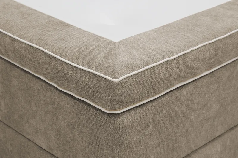 Hilton Lyx komplett sengpakke 180x200 cm kontinentalseng med knappepolstret sengegavl i chenille - Brun - Møbler - Senger - Kontinentalsenger