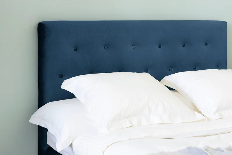 Ella Sengepakke 120x200cm Dypheftet - Mørkeblå / Fløyel - Møbler - Senger - Enkeltsenger