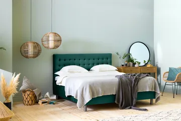 Ella Sengepakke 160x200cm Rutete Sengegavl - Mørkegrønn / Fløyel - Møbler - Senger - Kontinentalsenger