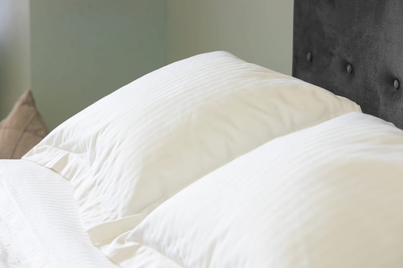 Sengepakke Rebeca 140x200 cm Gavel med Knapper - Mørkegrå | fløyel - Kontinentalsenger - Komplett sengepakke