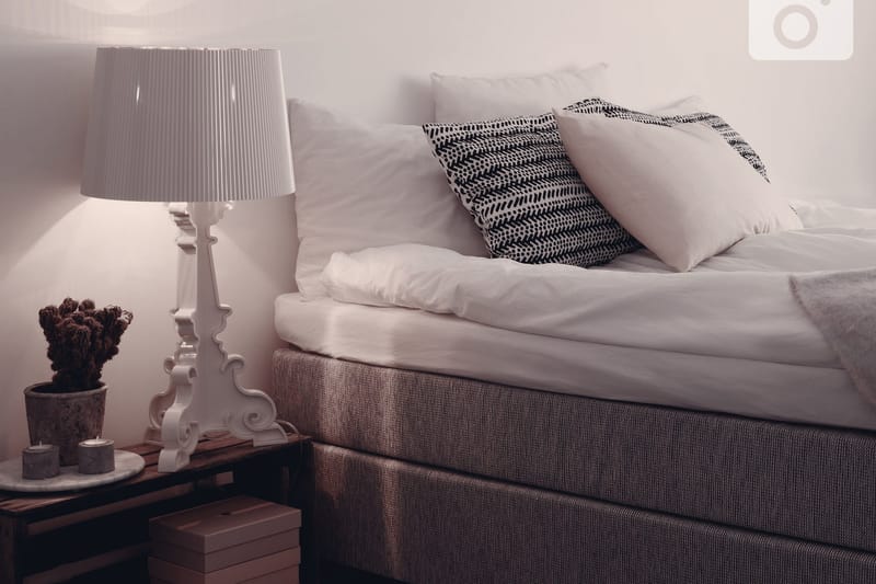 Charleston 180 Kontinentalseng Lysegrå - Møbler - Senger - Kontinentalsenger