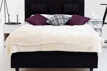 Hilton Deluxe Kontinentalseng 120 - Svart - Møbler - Senger - Enkeltsenger