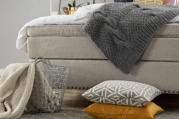 Jolie Kontinentalseng 140 - Beige - Møbler - Senger - Kontinentalsenger