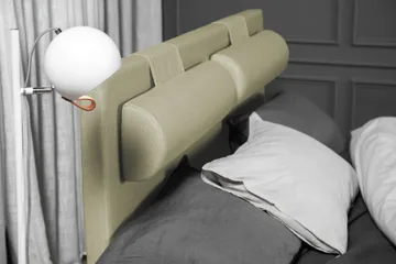 Komplett Sengepakke Lucky 140x200 Glatt Sengegavl Grønn - Skum Nakkepute Stor - Møbler - Senger - Kontinentalsenger