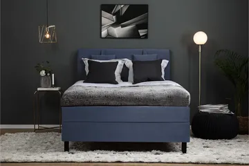 Komplett Sengepakke Lucky 140x200 Glatt Sengegavl Mørkeblå - Polyeter Nakkepute Liten - Møbler - Senger - Kontinentalsenger