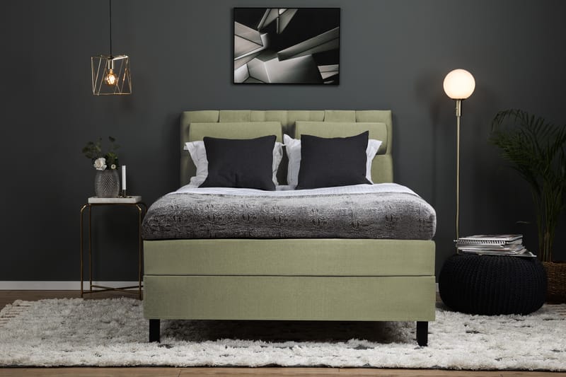Komplett Sengepakke Olivia 140x200 Diamant Sengegavl Grønn - Polyeter Nakkepute Stor - Møbler - Senger - Kontinentalsenger