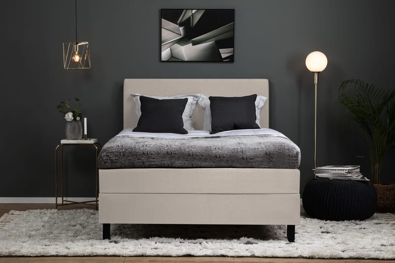 Lucky Komplett Sengepakke 140x200 Polyeter Glatt Sengegavl - Nakkepute Stor Beige - Møbler - Senger - Kontinentalsenger