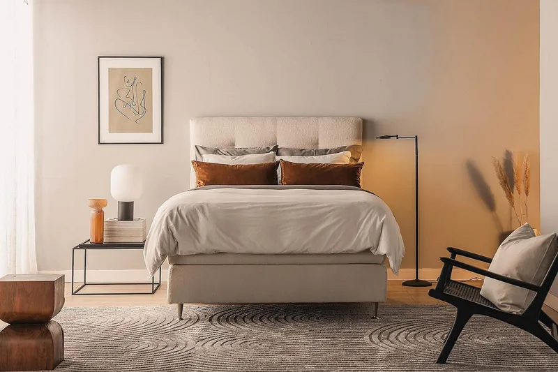 Oslo Lyx Sengepakke Boucle 120x200 Knappad Gavl - Lysebeige - Møbler - Senger - Kontinentalsenger