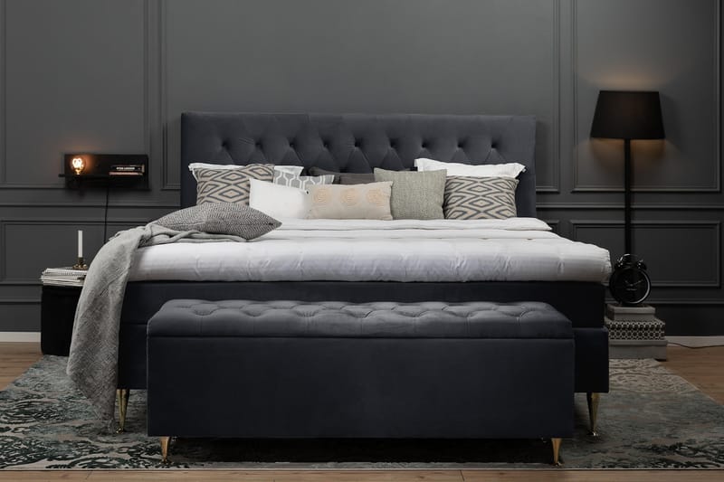 Royal Velvet Komplett Sengepakke 180x200 cm - Svart Fløyel/Dreide Ben - Møbler - Senger - Kontinentalsenger