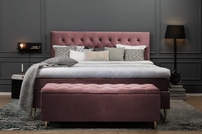 Royal Velvet Komplett Sengepakke 210x210 cm - Rosa Fløyel/Høye Gullben - Møbler - Senger - Kontinentalsenger