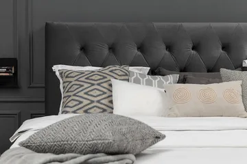 Royal Velvet Komplett Sengpakke Kontinentalseng 180x200 cm - Mørkgrå / Fløyel - Møbler - Senger - Kontinentalsenger