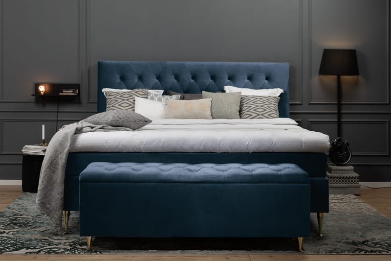 Royal Velvet Kontinentalseng 210x210 cm - Mørkeblå Fløyel/Høye Rosében - Møbler - Senger - Kontinentalsenger