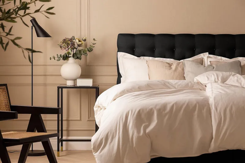 Scarlett Kontinentalseng 180x200 Lateksmadrass - Svart - Møbler - Senger - Kontinentalsenger