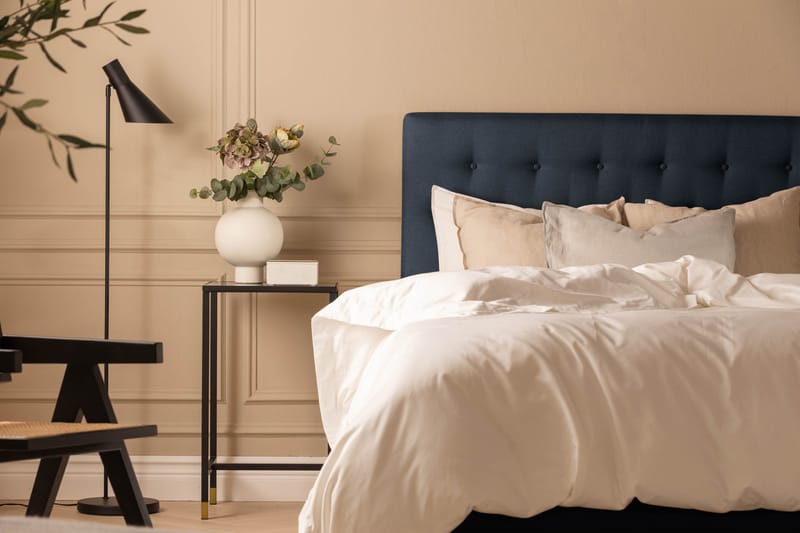 Scarlett Sengepakke 140x200 Skummadrass - Knappet gavl Blå - Møbler - Senger - Kontinentalsenger