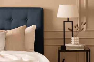 Scarlett Sengepakke 140x200 Skummadrass - Knappet gavl Blå - Møbler - Senger - Kontinentalsenger